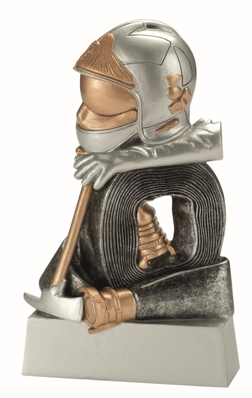 Feuerwehr-Trophäe Helm, Schlauch und Axt - Höhe: 24 cm