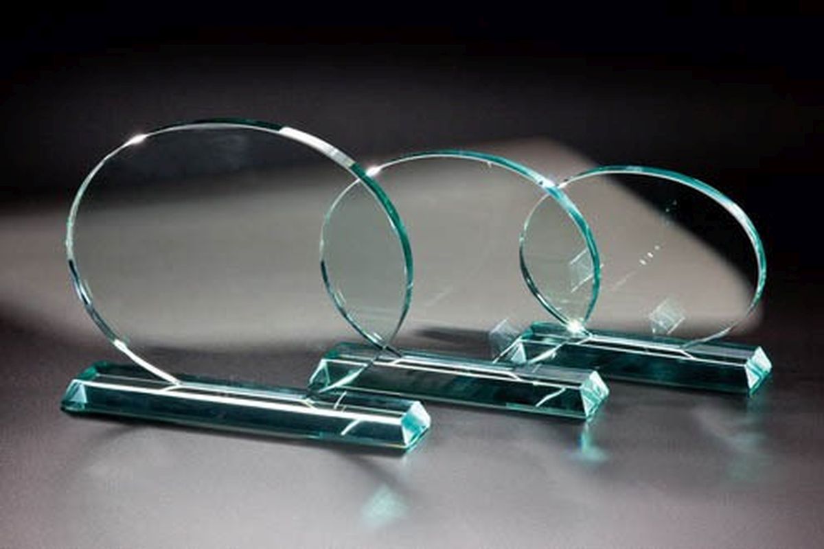 JADE-Glas Oval - in 3 Größen