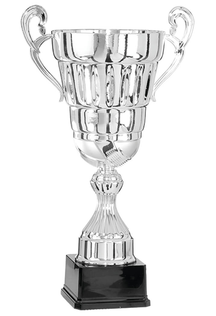 Pokal in Silber mit großen Henkeln und breiter Gravurplatte