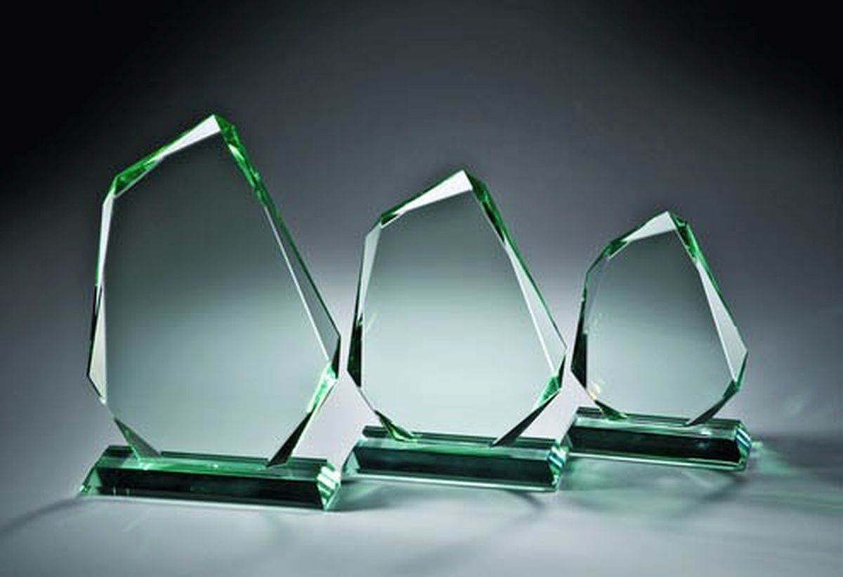 JADE-Glas Glasfels - Größe: 180mm